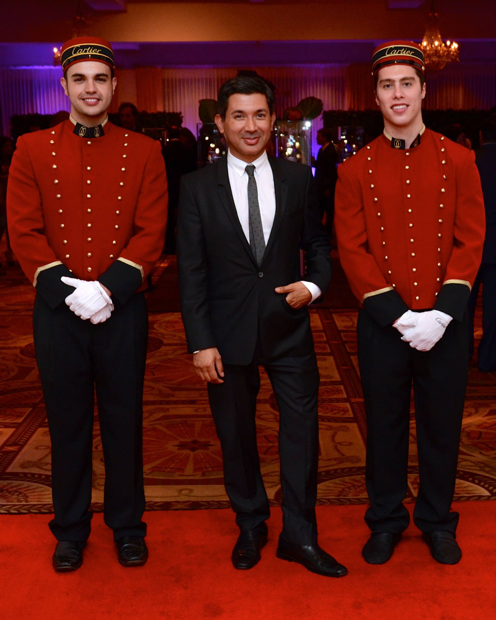 1487925_645764175462703_1222311742_o