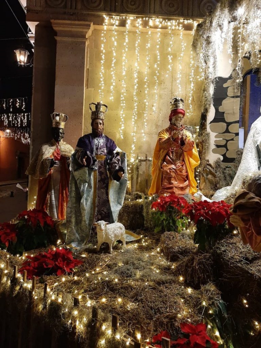 Hermes Arroyo’s nativity set in a corner and looks spectacular ...