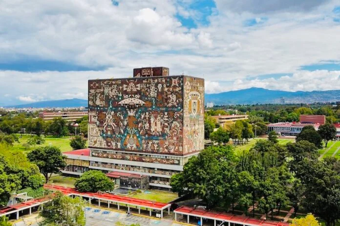 unam
